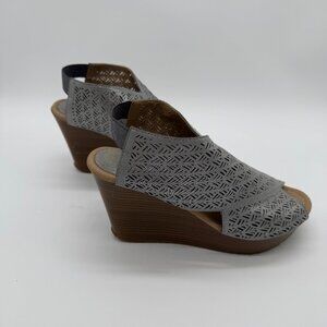 Kenneth Cole Gray Wedge Sandal Womens Size 8.5
